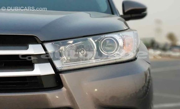 Buy Import Toyota Highlander Other Car in Import - Dubai in Andijon Buy Import Toyota Highlander Other Car in Import - Dubai in Andijon