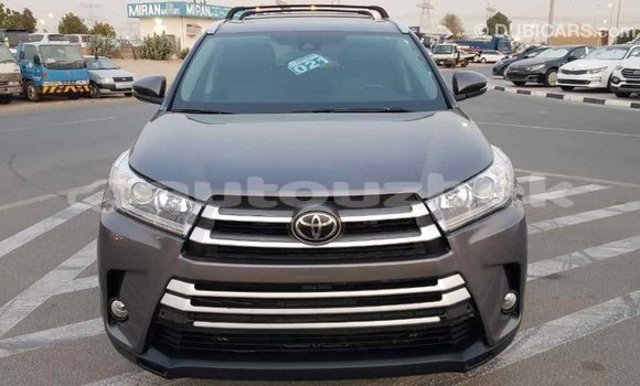 Buy Import Toyota Highlander Other Car in Import - Dubai in Andijon Buy Import Toyota Highlander Other Car in Import - Dubai in Andijon
