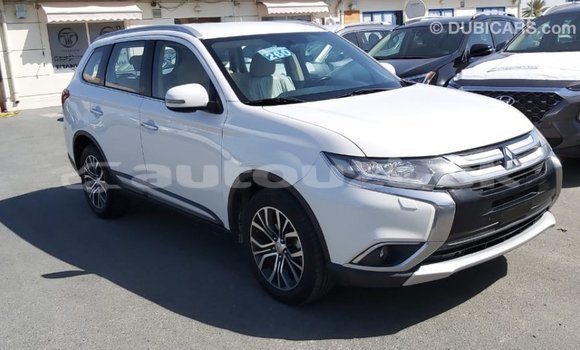 Buy Import Mitsubishi Outlander White Car in Import - Dubai in Andijon Buy Import Mitsubishi Outlander White Car in Import - Dubai in Andijon