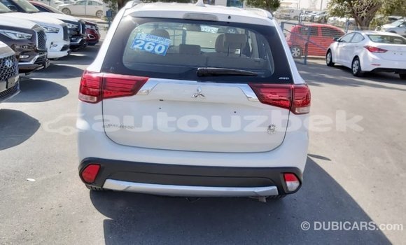 Buy Import Mitsubishi Outlander White Car in Import - Dubai in Andijon Buy Import Mitsubishi Outlander White Car in Import - Dubai in Andijon
