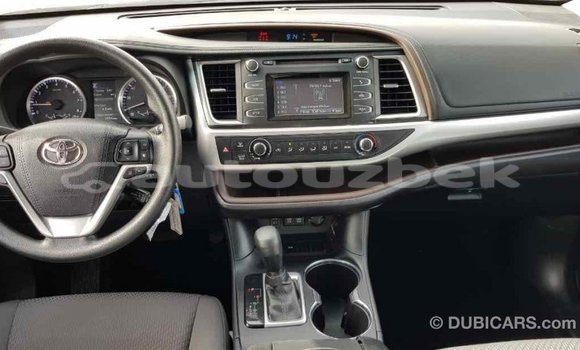 Buy Import Toyota Highlander Brown Car in Import - Dubai in Andijon Buy Import Toyota Highlander Brown Car in Import - Dubai in Andijon