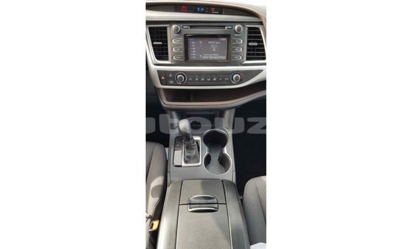Buy Import Toyota Highlander Brown Car in Import - Dubai in Andijon Buy Import Toyota Highlander Brown Car in Import - Dubai in Andijon