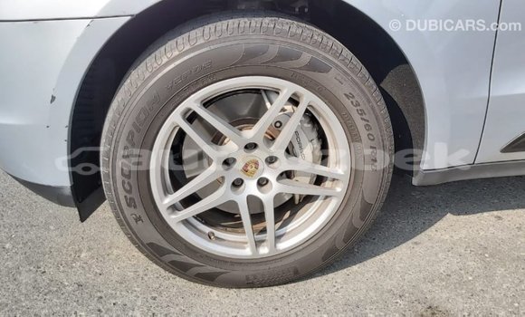 Buy Import Porsche Macan Other Car in Import - Dubai in Andijon Buy Import Porsche Macan Other Car in Import - Dubai in Andijon