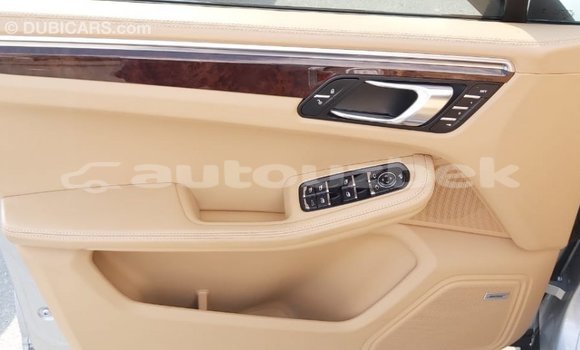 Buy Import Porsche Macan Other Car in Import - Dubai in Andijon Buy Import Porsche Macan Other Car in Import - Dubai in Andijon