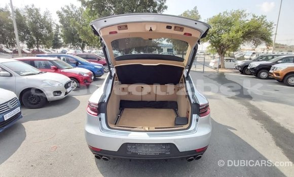 Buy Import Porsche Macan Other Car in Import - Dubai in Andijon Buy Import Porsche Macan Other Car in Import - Dubai in Andijon