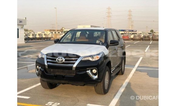 Buy Import Toyota Fortuner Black Car in Import - Dubai in Andijon Buy Import Toyota Fortuner Black Car in Import - Dubai in Andijon
