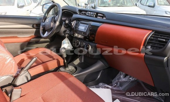 Buy Import Toyota Hilux White Car in Import - Dubai in Andijon Buy Import Toyota Hilux White Car in Import - Dubai in Andijon
