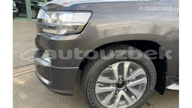 Big with watermark toyota land cruiser andijon import dubai 2910