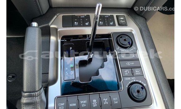 Buy Import Toyota Land Cruiser Other Car in Import - Dubai in Andijon Buy Import Toyota Land Cruiser Other Car in Import - Dubai in Andijon