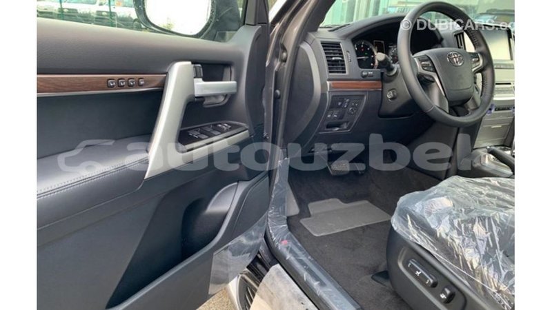Big with watermark toyota land cruiser andijon import dubai 2910