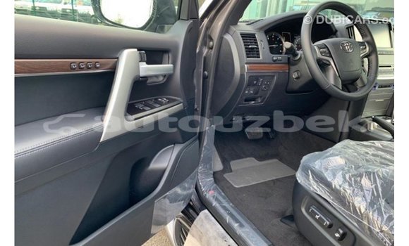 Buy Import Toyota Land Cruiser Other Car in Import - Dubai in Andijon Buy Import Toyota Land Cruiser Other Car in Import - Dubai in Andijon