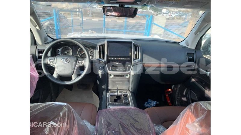 Big with watermark toyota land cruiser andijon import dubai 2910