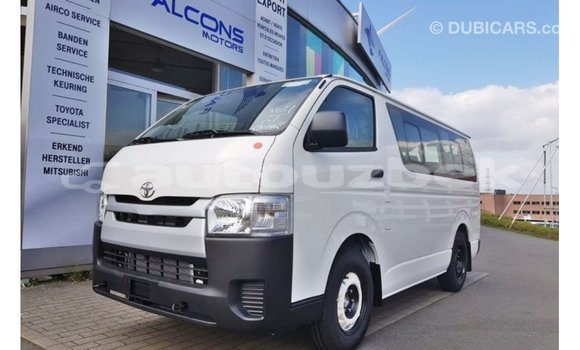 Buy Import Toyota Hiace White Car in Import - Dubai in Andijon Buy Import Toyota Hiace White Car in Import - Dubai in Andijon