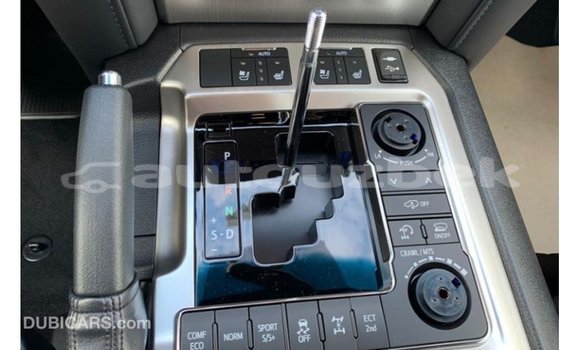 Buy Import Toyota Land Cruiser Other Car in Import - Dubai in Andijon Buy Import Toyota Land Cruiser Other Car in Import - Dubai in Andijon