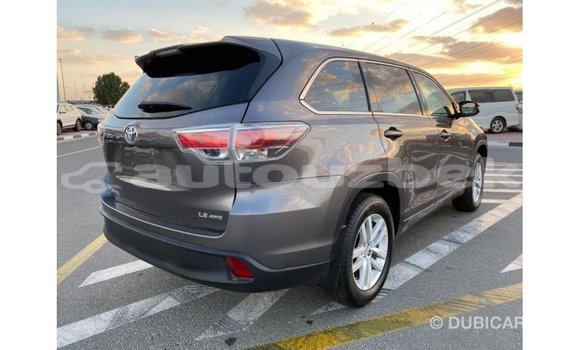 Buy Import Toyota Highlander Other Car in Import - Dubai in Andijon Buy Import Toyota Highlander Other Car in Import - Dubai in Andijon
