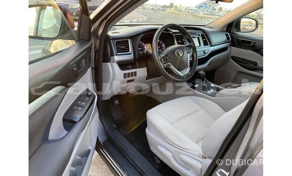 Buy Import Toyota Highlander Other Car in Import - Dubai in Andijon Buy Import Toyota Highlander Other Car in Import - Dubai in Andijon