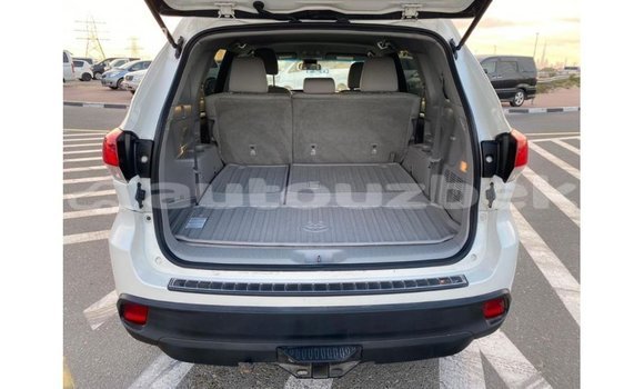 Buy Import Toyota Highlander White Car in Import - Dubai in Andijon Buy Import Toyota Highlander White Car in Import - Dubai in Andijon