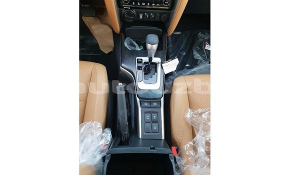 Buy Import Toyota Fortuner White Car in Import - Dubai in Andijon Buy Import Toyota Fortuner White Car in Import - Dubai in Andijon