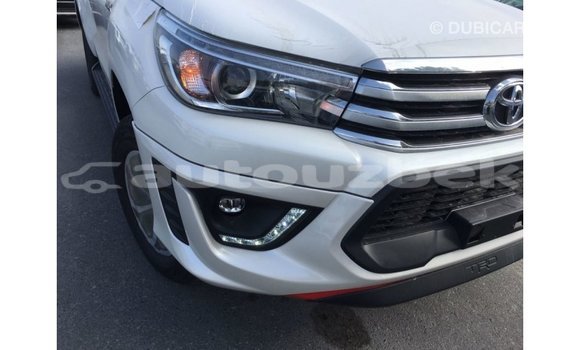 Buy Import Toyota Hilux White Car in Import - Dubai in Andijon Buy Import Toyota Hilux White Car in Import - Dubai in Andijon