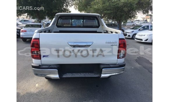 Buy Import Toyota Hilux White Car in Import - Dubai in Andijon Buy Import Toyota Hilux White Car in Import - Dubai in Andijon