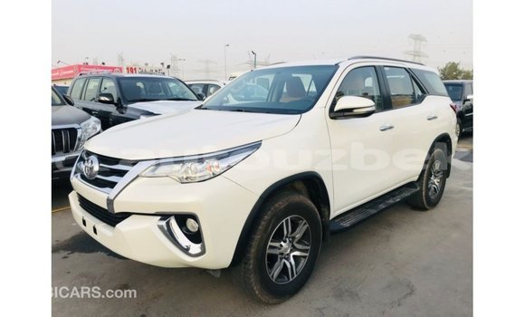 Buy Import Toyota Fortuner White Car in Import - Dubai in Andijon Buy Import Toyota Fortuner White Car in Import - Dubai in Andijon