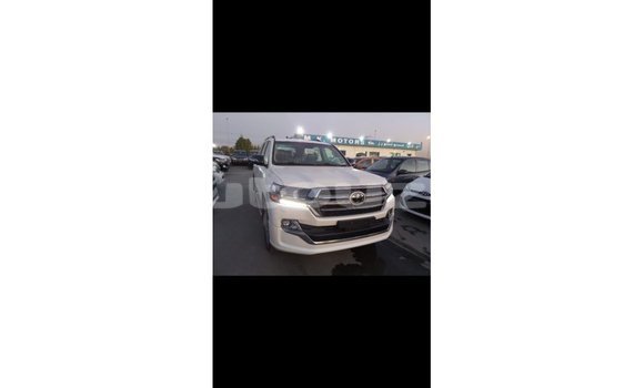 Buy Import Toyota Land Cruiser White Car in Import - Dubai in Andijon Buy Import Toyota Land Cruiser White Car in Import - Dubai in Andijon