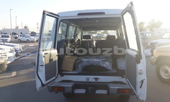 Buy Import Toyota Land Cruiser White Car in Import - Dubai in Andijon Buy Import Toyota Land Cruiser White Car in Import - Dubai in Andijon