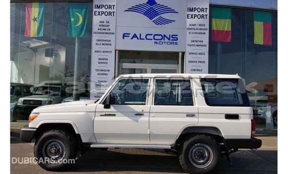 Buy Import Toyota Land Cruiser White Car in Import - Dubai in Andijon Buy Import Toyota Land Cruiser White Car in Import - Dubai in Andijon