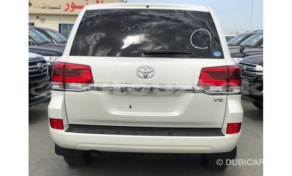Buy Import Toyota Land Cruiser White Car in Import - Dubai in Andijon Buy Import Toyota Land Cruiser White Car in Import - Dubai in Andijon