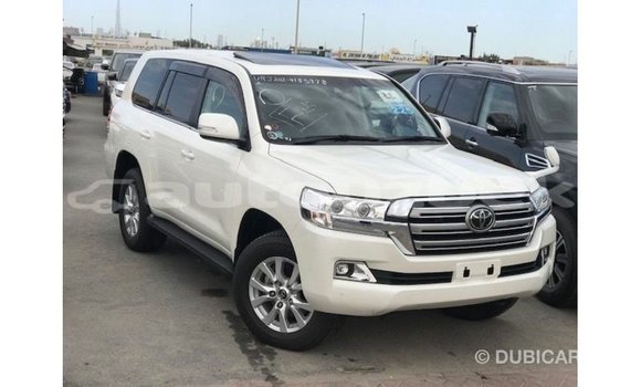 Buy Import Toyota Land Cruiser White Car in Import - Dubai in Andijon Buy Import Toyota Land Cruiser White Car in Import - Dubai in Andijon