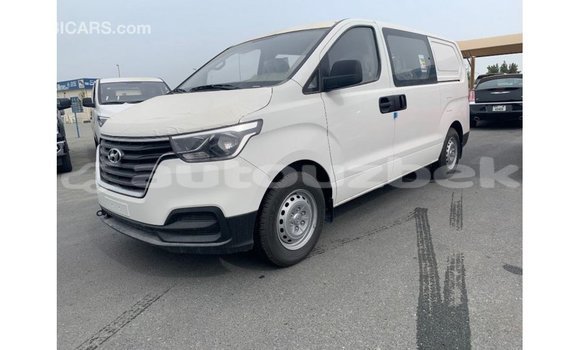 Buy Import Hyundai Cargo White Car in Import - Dubai in Andijon Buy Import Hyundai Cargo White Car in Import - Dubai in Andijon