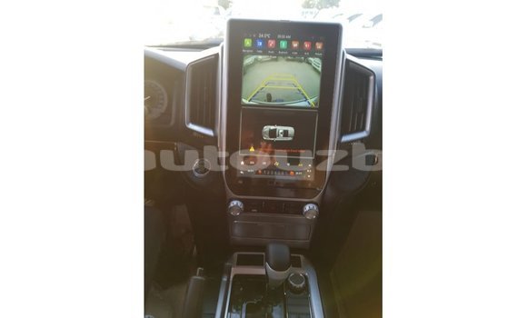 Buy Import Toyota Land Cruiser Other Car in Import - Dubai in Andijon Buy Import Toyota Land Cruiser Other Car in Import - Dubai in Andijon