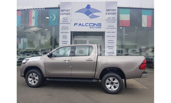 Buy Import Toyota Hilux Other Car in Import - Dubai in Andijon Buy Import Toyota Hilux Other Car in Import - Dubai in Andijon