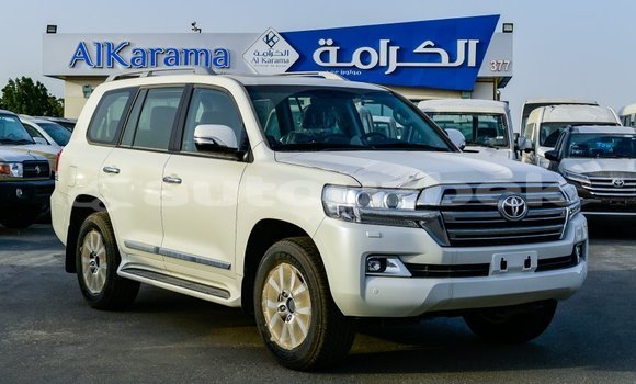 Buy Import Toyota Land Cruiser White Car in Import - Dubai in Andijon Buy Import Toyota Land Cruiser White Car in Import - Dubai in Andijon