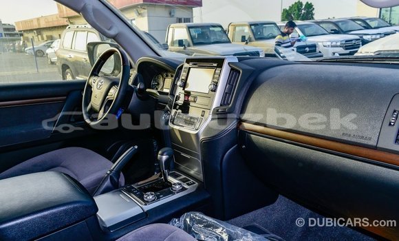 Buy Import Toyota Land Cruiser White Car in Import - Dubai in Andijon Buy Import Toyota Land Cruiser White Car in Import - Dubai in Andijon