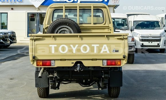 Buy Import Toyota Land Cruiser Beige Car in Import - Dubai in Andijon Buy Import Toyota Land Cruiser Beige Car in Import - Dubai in Andijon