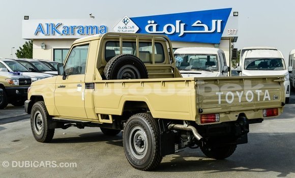 Buy Import Toyota Land Cruiser Beige Car in Import - Dubai in Andijon Buy Import Toyota Land Cruiser Beige Car in Import - Dubai in Andijon