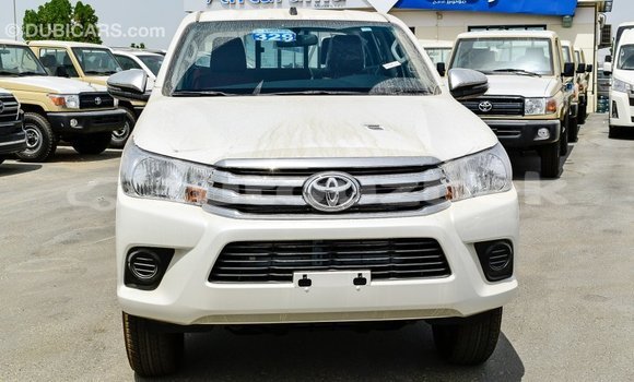 Buy Import Toyota Hilux White Car in Import - Dubai in Andijon Buy Import Toyota Hilux White Car in Import - Dubai in Andijon