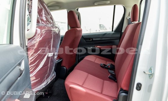 Buy Import Toyota Hilux White Car in Import - Dubai in Andijon Buy Import Toyota Hilux White Car in Import - Dubai in Andijon