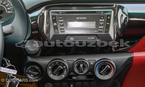 Buy Import Toyota Hilux White Car in Import - Dubai in Andijon Buy Import Toyota Hilux White Car in Import - Dubai in Andijon