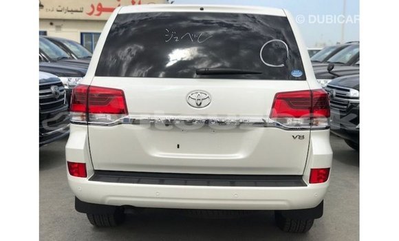 Buy Import Toyota Land Cruiser White Car in Import - Dubai in Andijon Buy Import Toyota Land Cruiser White Car in Import - Dubai in Andijon