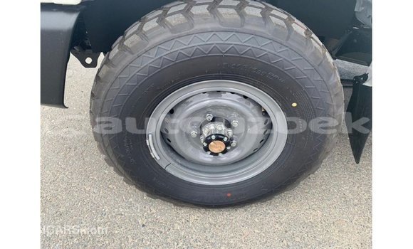 Buy Import Toyota Land Cruiser White Car in Import - Dubai in Andijon Buy Import Toyota Land Cruiser White Car in Import - Dubai in Andijon