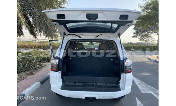 Buy Import Toyota 4Runner White Car in Import - Dubai in Andijon Buy Import Toyota 4Runner White Car in Import - Dubai in Andijon