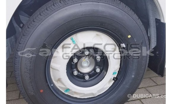 Buy Import Toyota Hiace White Car in Import - Dubai in Andijon Buy Import Toyota Hiace White Car in Import - Dubai in Andijon