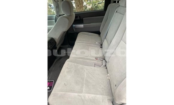 Buy Import Toyota Sequoia White Car in Import - Dubai in Andijon Buy Import Toyota Sequoia White Car in Import - Dubai in Andijon