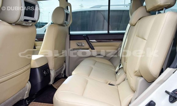 Buy Import Mitsubishi Pajero White Car in Import - Dubai in Andijon Buy Import Mitsubishi Pajero White Car in Import - Dubai in Andijon