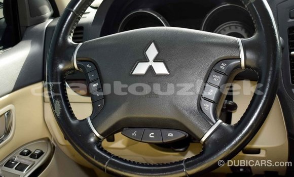 Buy Import Mitsubishi Pajero White Car in Import - Dubai in Andijon Buy Import Mitsubishi Pajero White Car in Import - Dubai in Andijon