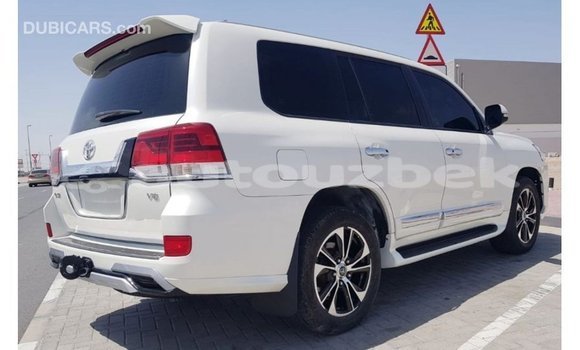 Buy Import Toyota Land Cruiser White Car in Import - Dubai in Andijon Buy Import Toyota Land Cruiser White Car in Import - Dubai in Andijon