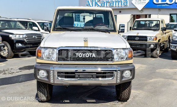 Buy Import Toyota Land Cruiser Beige Car in Import - Dubai in Andijon Buy Import Toyota Land Cruiser Beige Car in Import - Dubai in Andijon