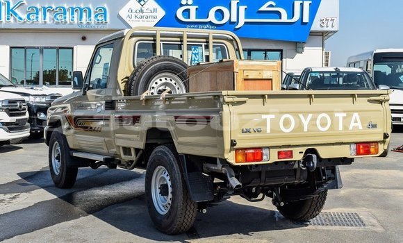 Buy Import Toyota Land Cruiser Beige Car in Import - Dubai in Andijon Buy Import Toyota Land Cruiser Beige Car in Import - Dubai in Andijon